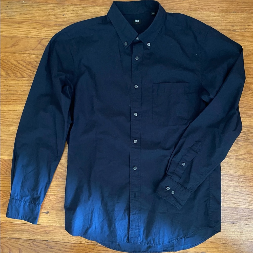 Dark blue Uniqlo button-up shirt S